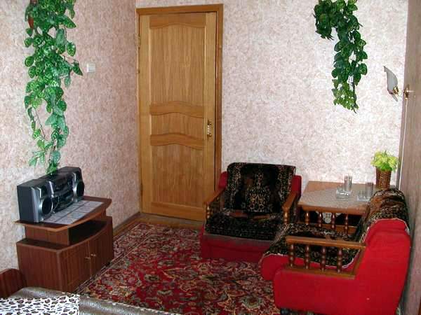 Зеленый номер гостиница на Острякова 1 Владивосток